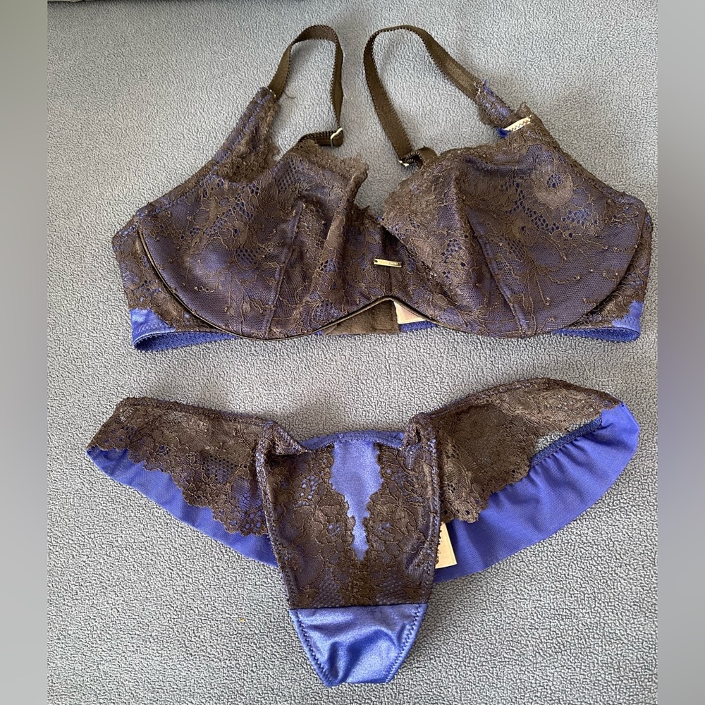 Victorias Secret blue and black lace 34C Bra & bikini set